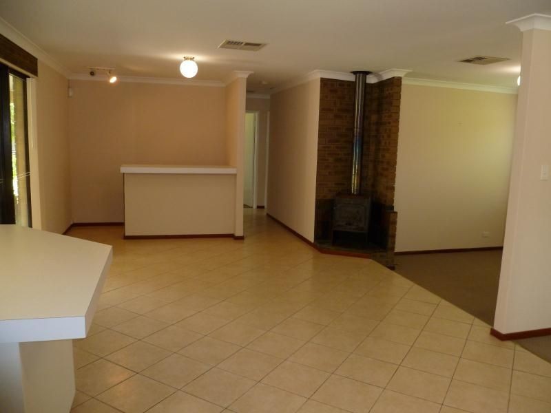 3 PATON PLACE, Samson WA 6163