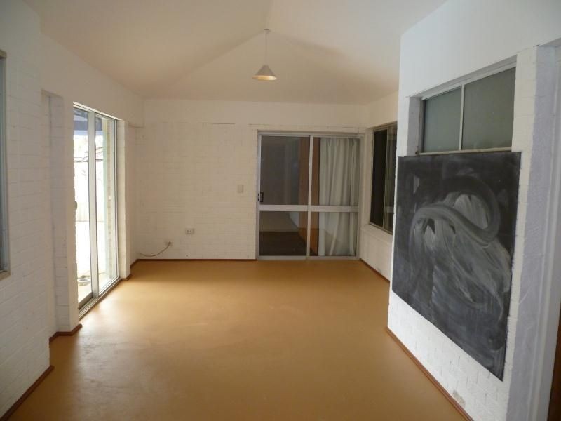 6 PAGNEIL COURT, Hamilton Hill WA 6163