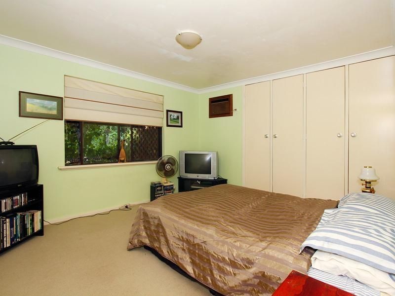 12 FAGENCE WAY, Thornlie WA 6108