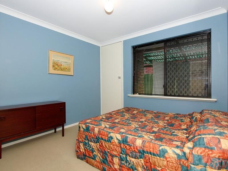 12 FAGENCE WAY, Thornlie WA 6108