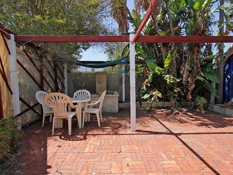 12 FAGENCE WAY, Thornlie WA 6108