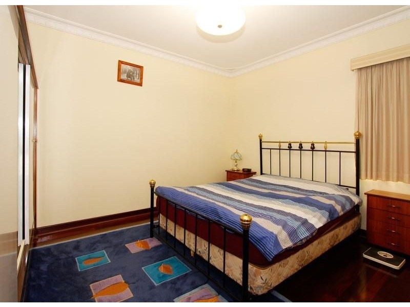 2 COLLICK STREET, Hilton SA 5033