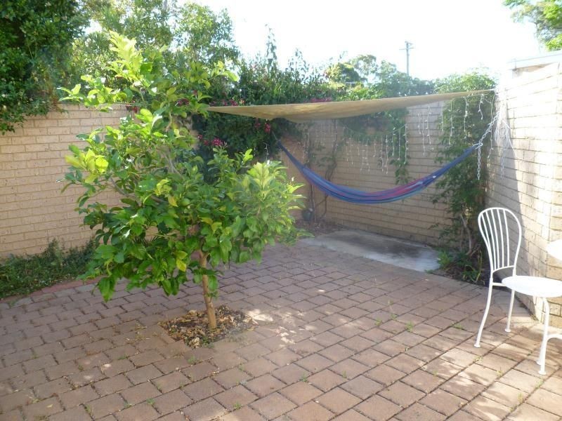 2/7 BUTLER STREET, Willagee WA 6156