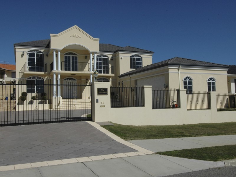 66 Le Souef Drive, Kardinya WA 6163