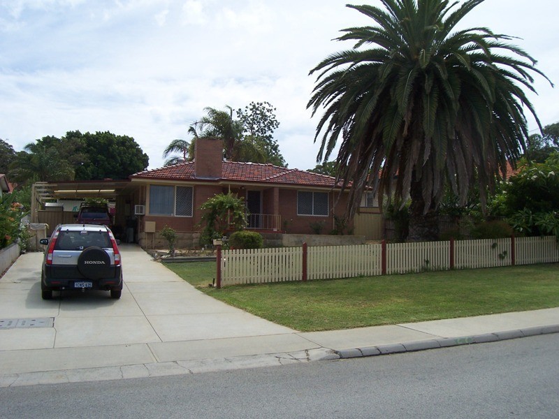 27 Romeo Road, Coolbellup WA 6163