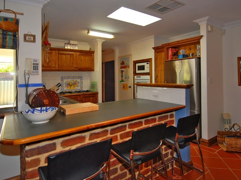 17 Monaco Avenue, North Lake WA 6163