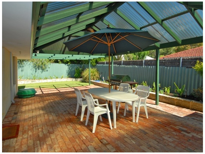 17 Monaco Avenue, North Lake WA 6163