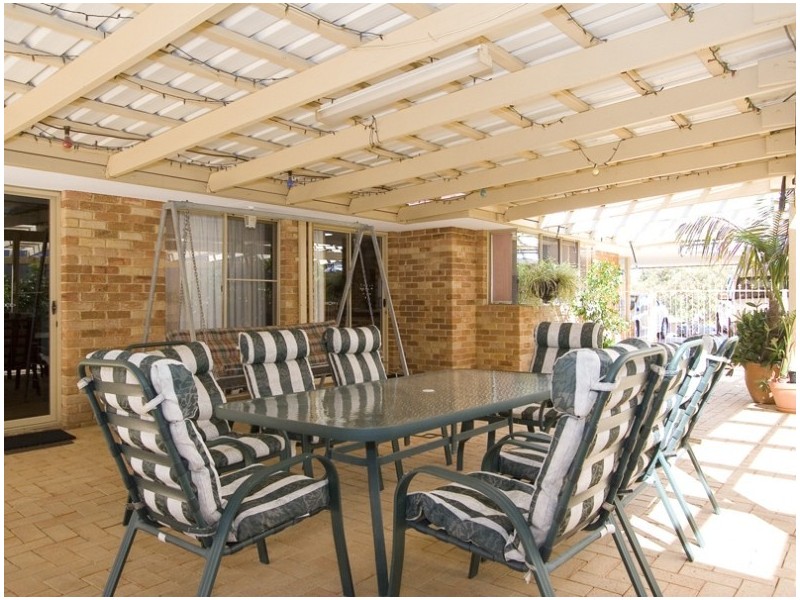 14 Berkshire Place, Kardinya WA 6163