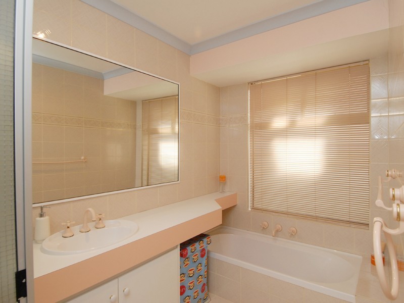 Lot 300 Vol 1796 Folio 364 Plan 16174 Kingston Place, Kardinya WA 6163