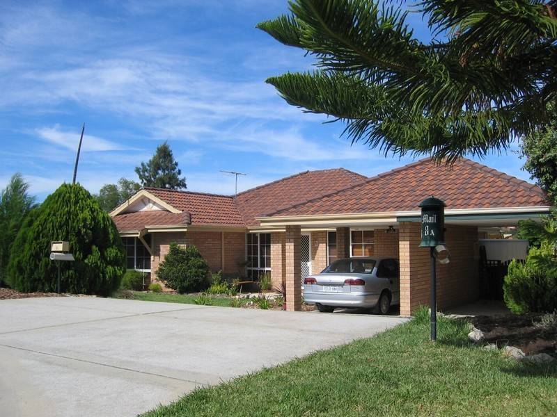 8 b Letizia Court, Yangebup WA 6164