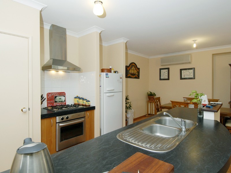 10 Caphorn Close, Bibra Lake WA 6163