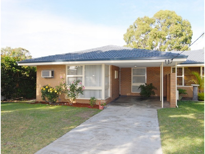 4B Ochiltree Way, Kardinya WA 6163
