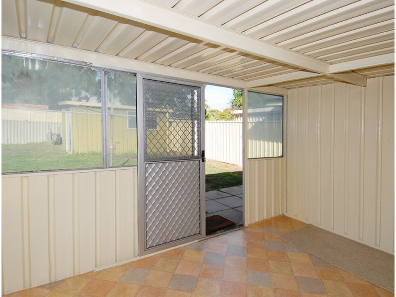4B Ochiltree Way, Kardinya WA 6163