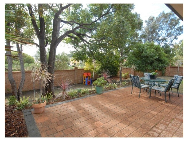 6 Bayleaf Retreat, O’connor WA 6163