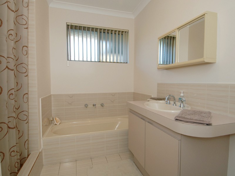 10a Eagle Rise, Yangebup WA 6164