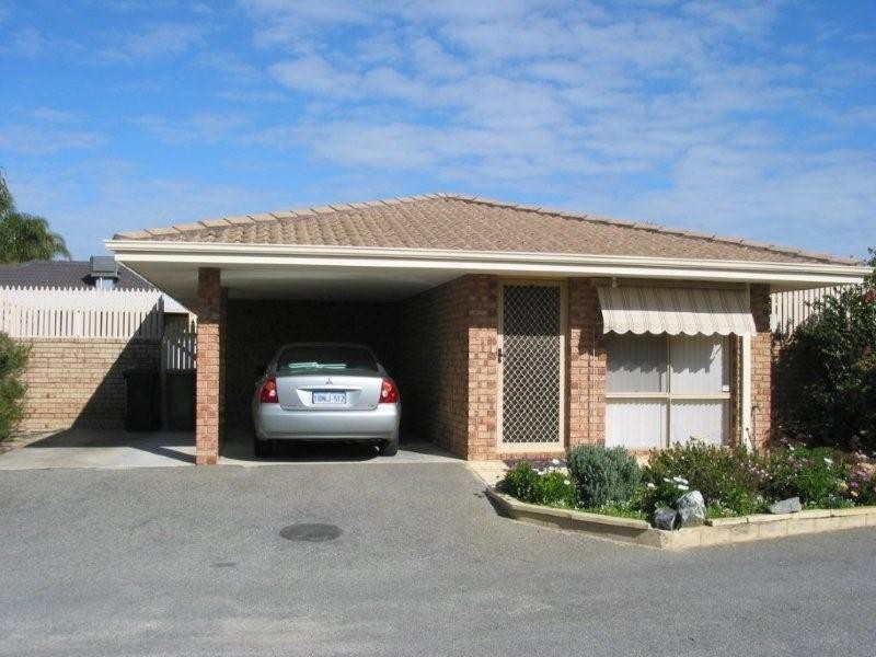 13/208 Burslem Drive, Maddington WA 6109