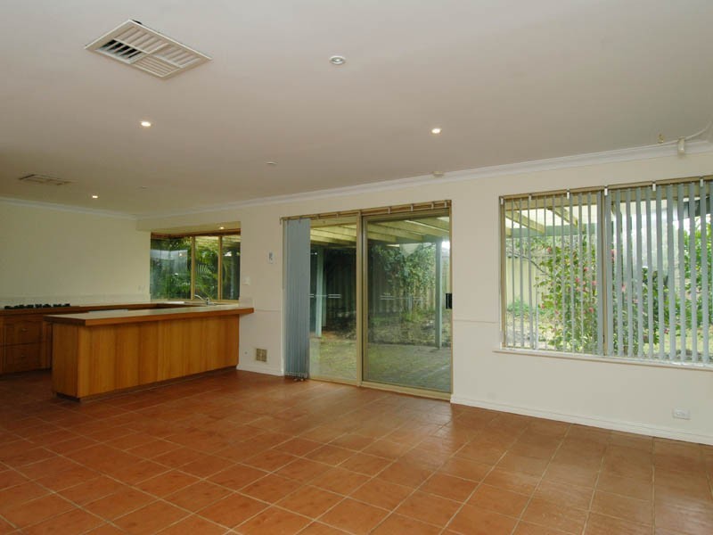 15 Park Lane, Kardinya WA 6163