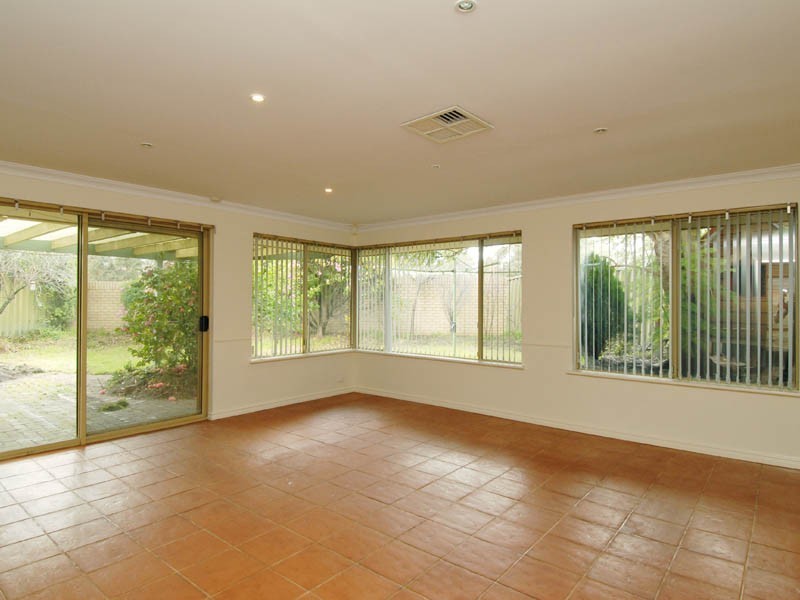 15 Park Lane, Kardinya WA 6163