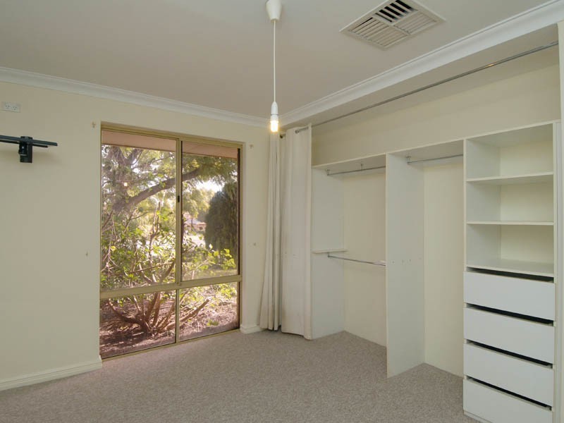 15 Park Lane, Kardinya WA 6163