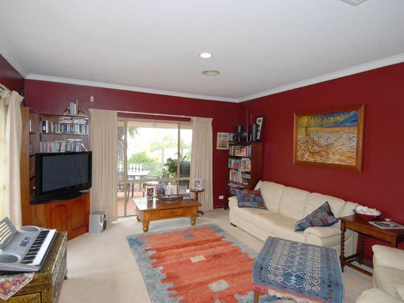 3 Arnold Crescent, Kardinya WA 6163