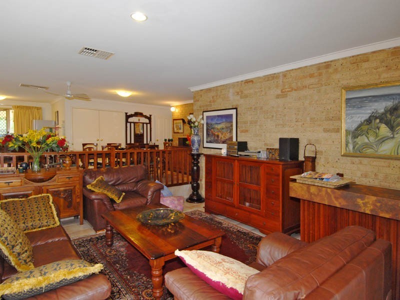 3 Arnold Crescent, Kardinya WA 6163