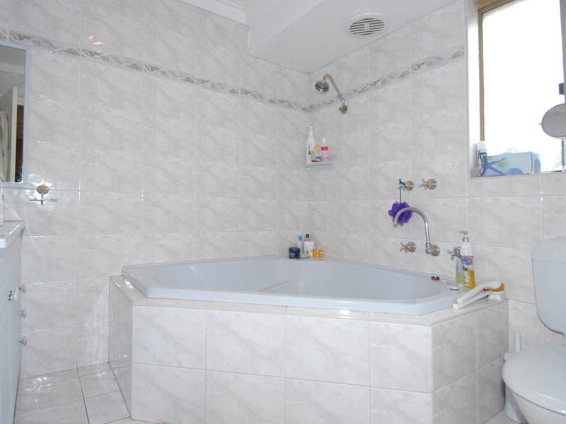 3 Arnold Crescent, Kardinya WA 6163