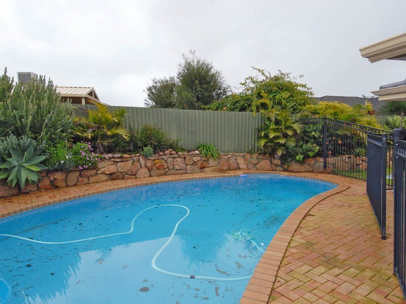 3 Arnold Crescent, Kardinya WA 6163