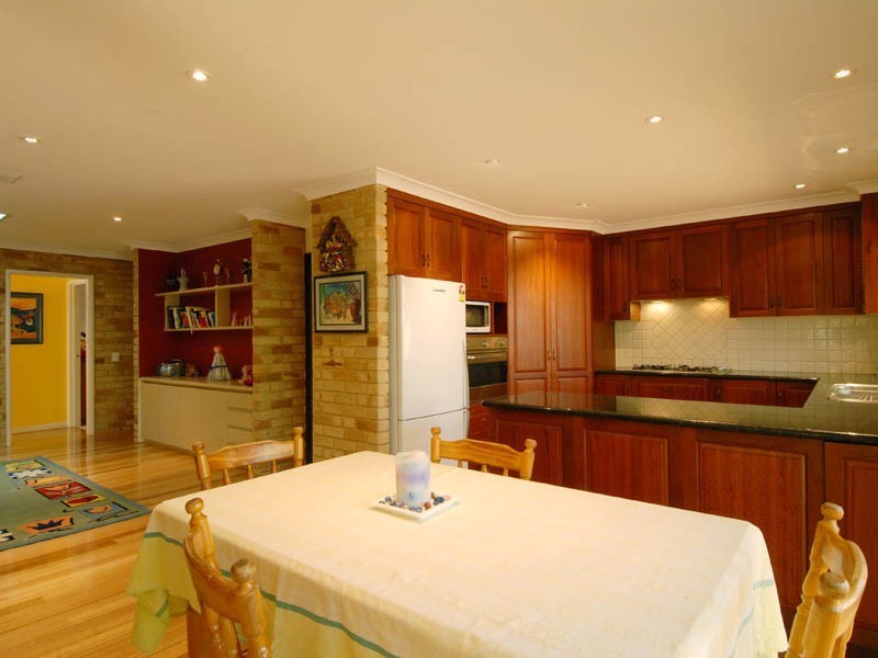 5 Clifton Court, Kardinya WA 6163