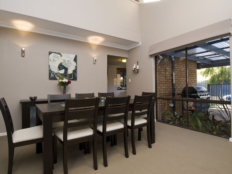 12 Urwick Court, Kardinya WA 6163