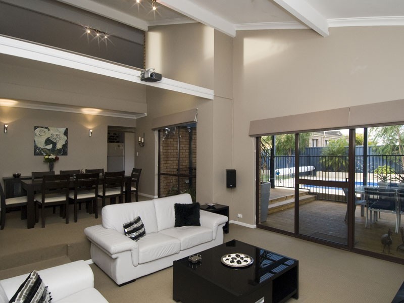 12 Urwick Court, Kardinya WA 6163