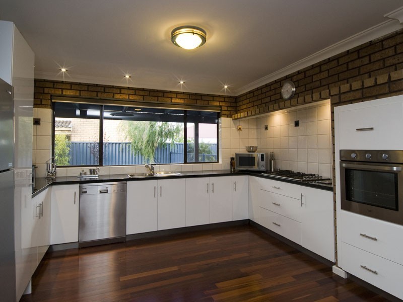 12 Urwick Court, Kardinya WA 6163