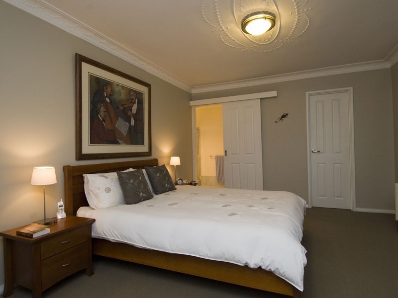 12 Urwick Court, Kardinya WA 6163