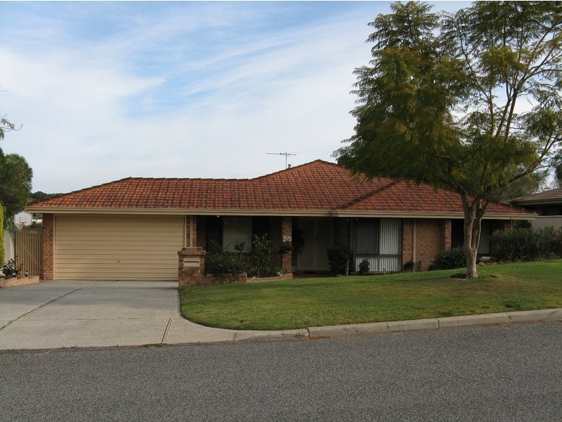 9 Waring Way, Kardinya WA 6163