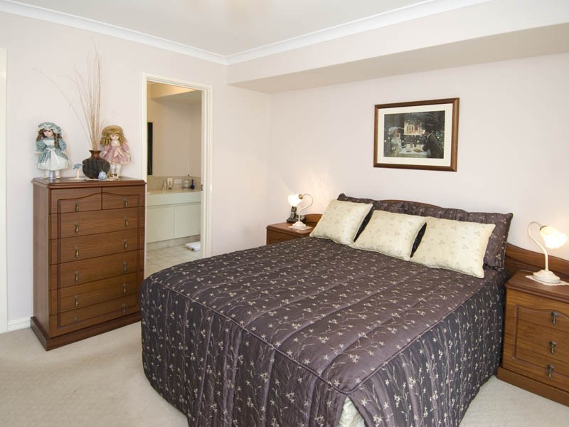 9 Waring Way, Kardinya WA 6163