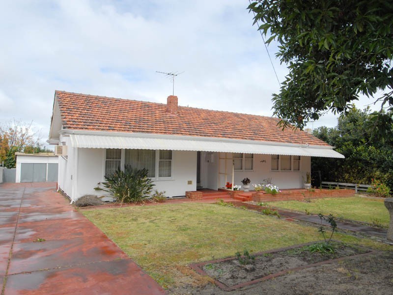 153 Leach Highway, Willagee WA 6156