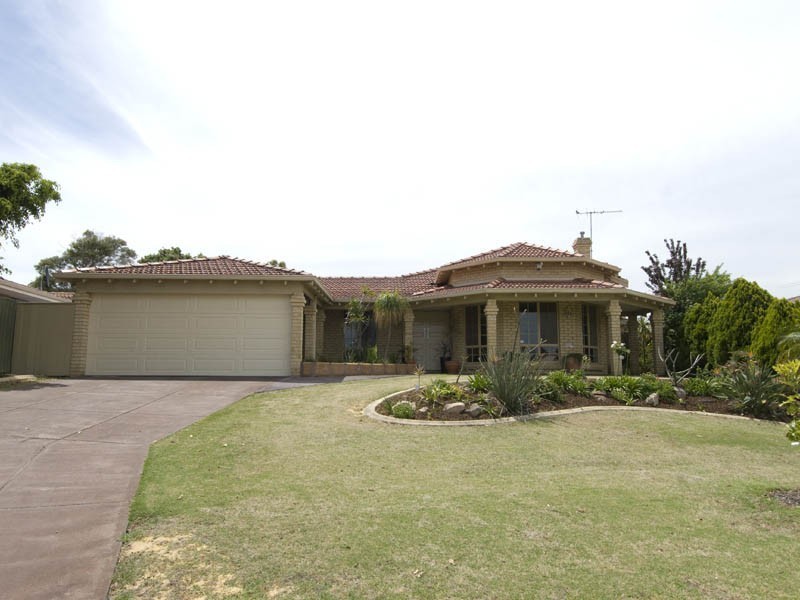 22 McMahon Way, Kardinya WA 6163