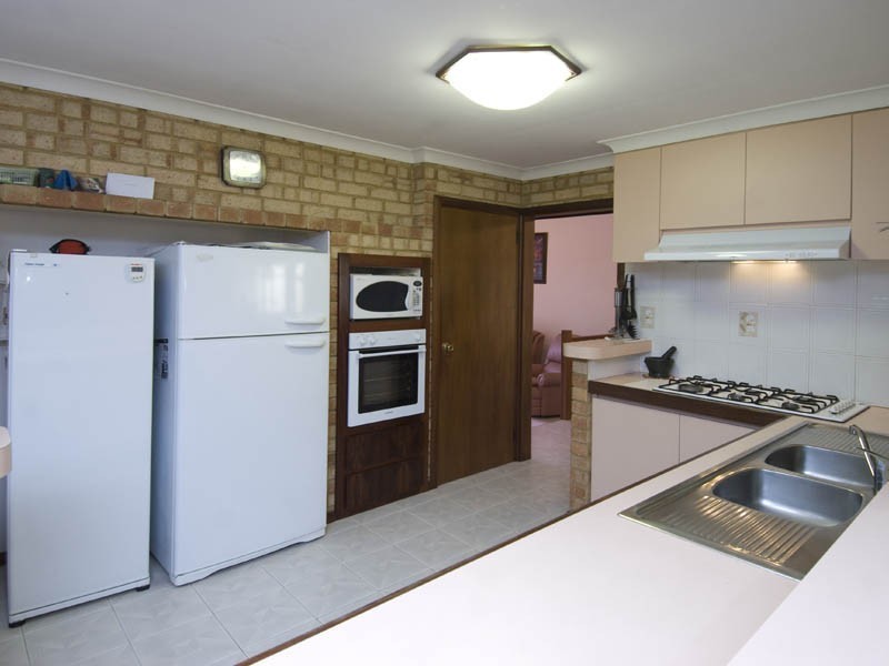 37 Ainslie Court, Kardinya WA 6163