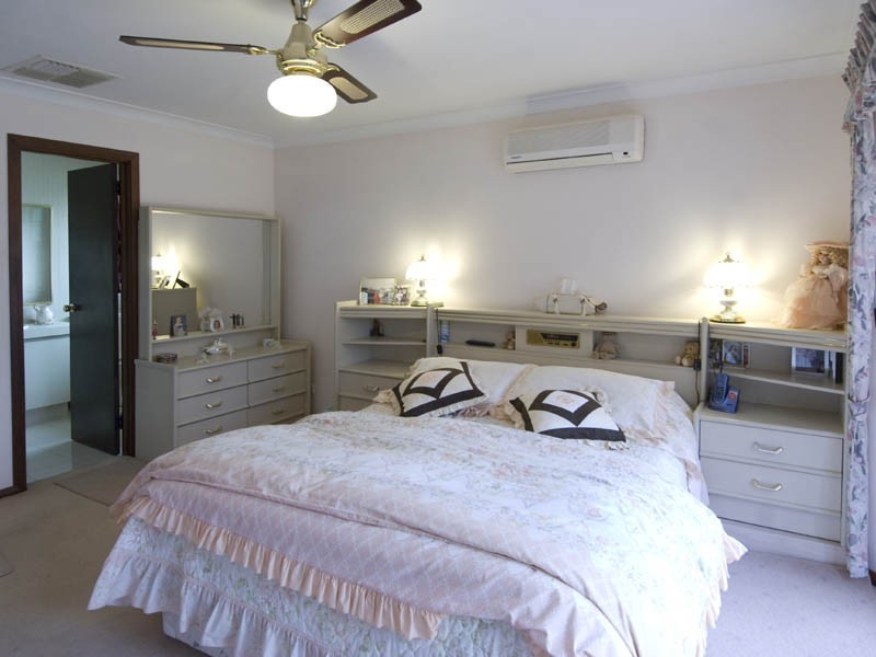 37 Ainslie Court, Kardinya WA 6163