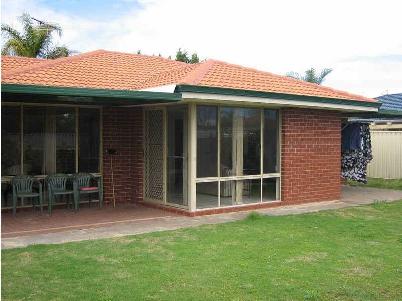 14 Cypress Mews, Warnbro WA 6169