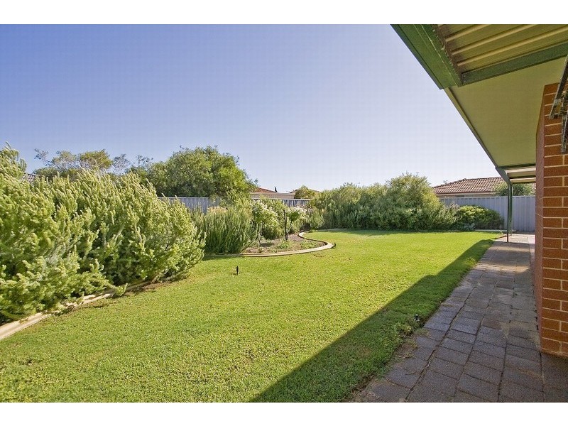 14 Cypress Mews, Warnbro WA 6169