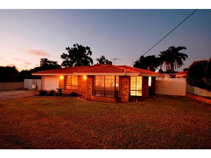 170 Winterfold Road, Kardinya WA 6163