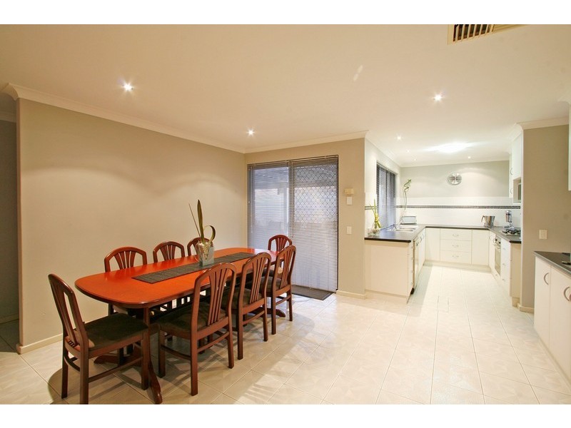 170 Winterfold Road, Kardinya WA 6163