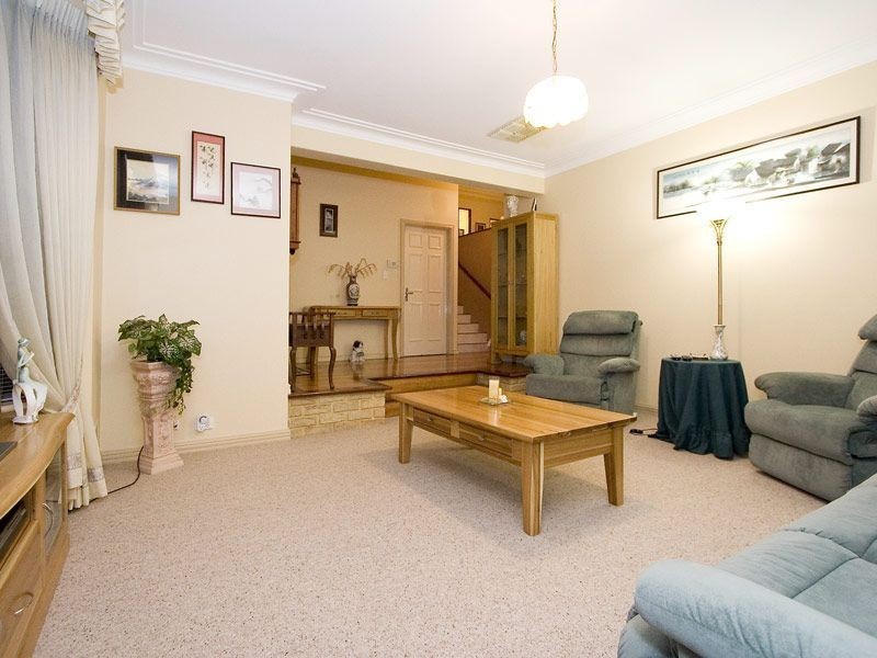 46 Le Souef Drive, Kardinya WA 6163