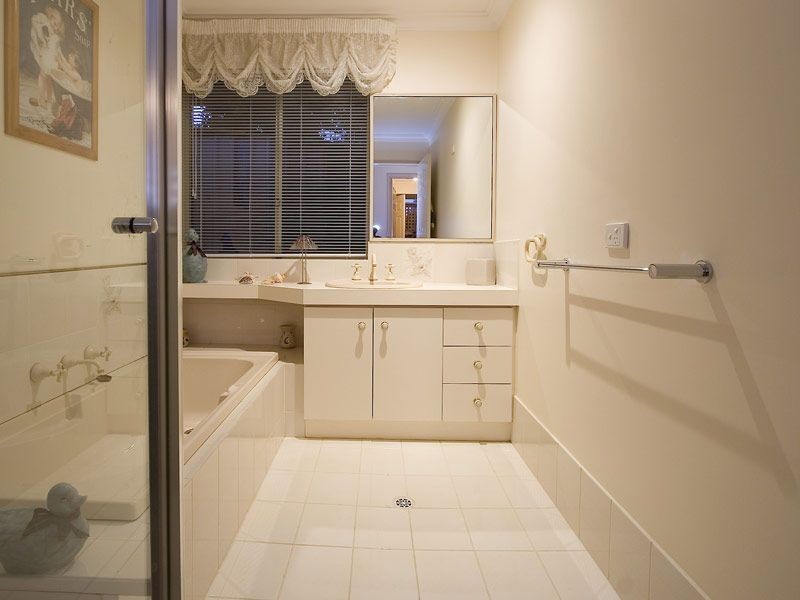 46 Le Souef Drive, Kardinya WA 6163