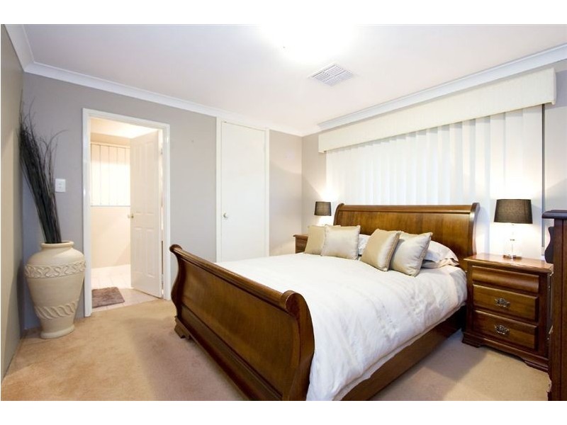38 McMahon Way, Kardinya WA 6163