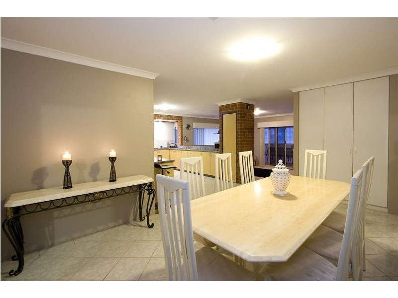 38 McMahon Way, Kardinya WA 6163