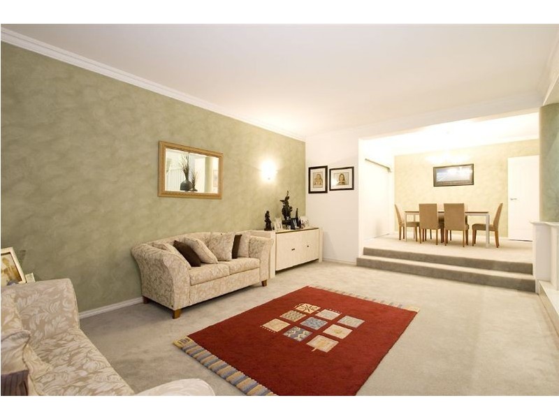 63 Anglesey Drive, Kardinya WA 6163