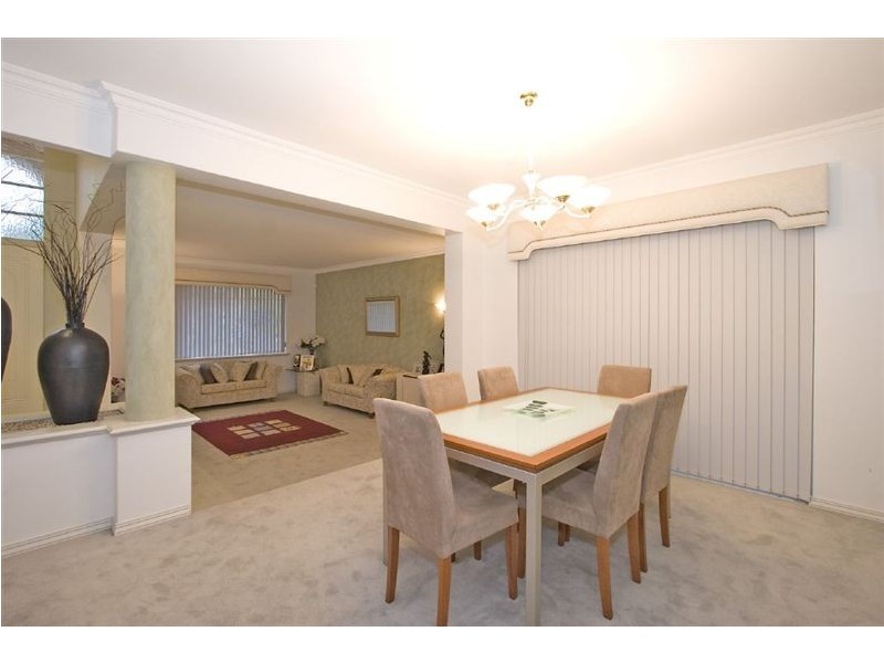 63 Anglesey Drive, Kardinya WA 6163