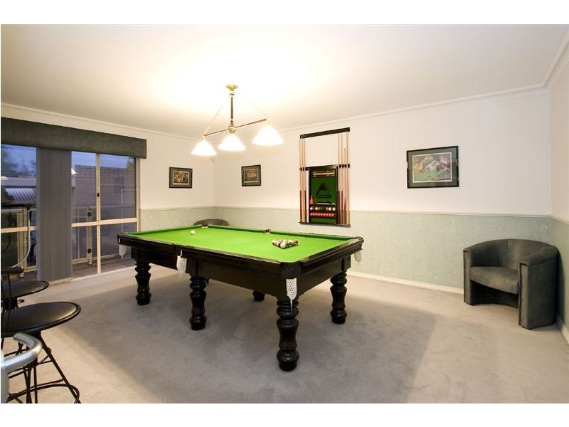 63 Anglesey Drive, Kardinya WA 6163