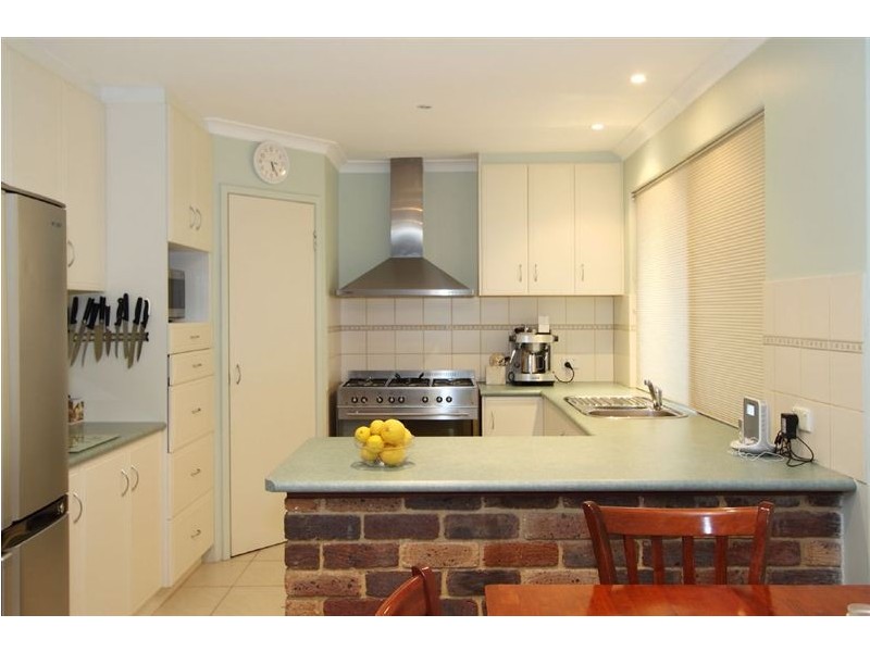 35 Anglesey Drive, Kardinya WA 6163